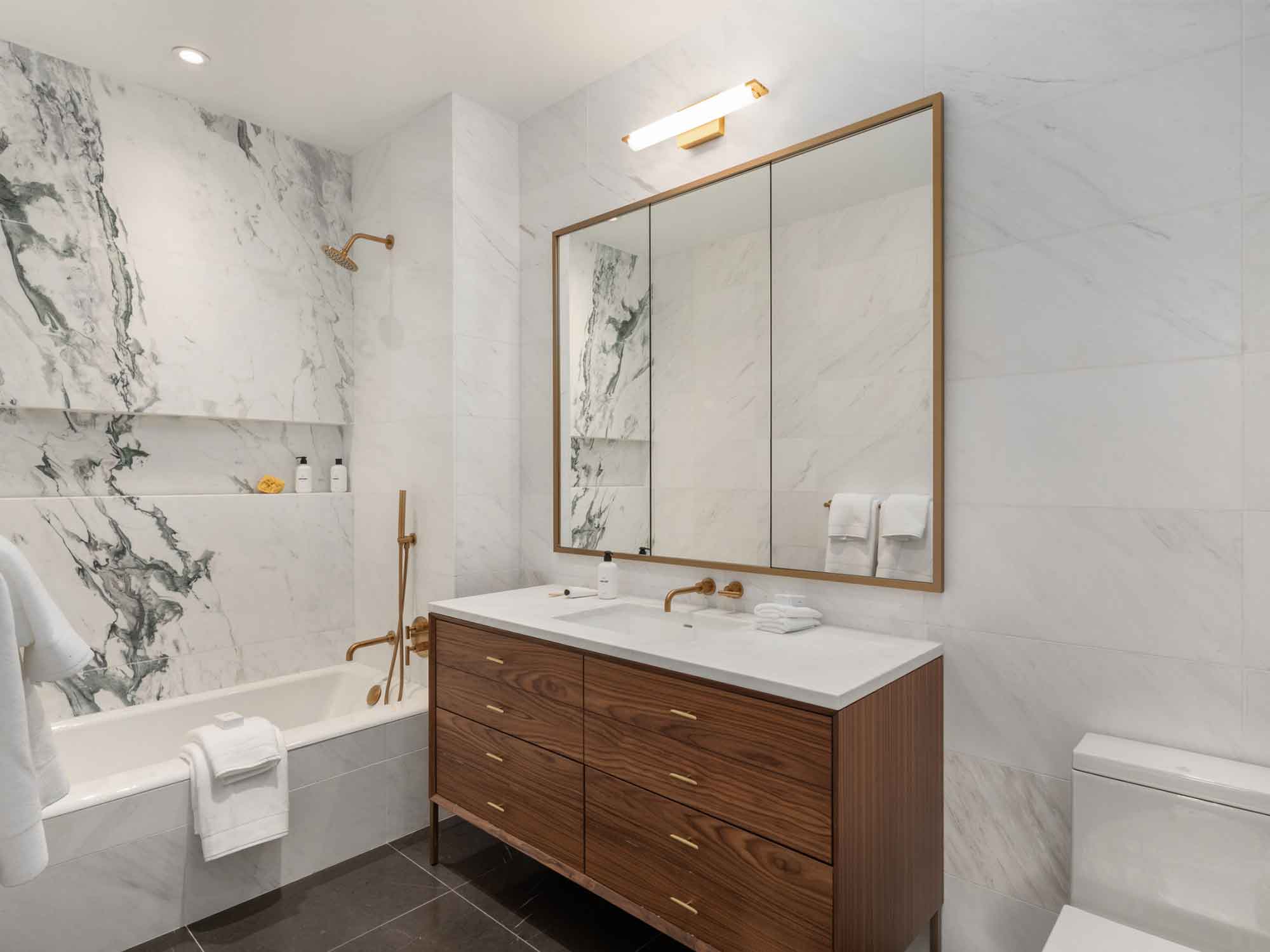 maluri cheras property layout bath 2